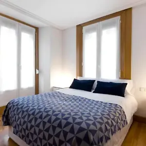  Appartement Comodo En La Parte Vieja, Old Town